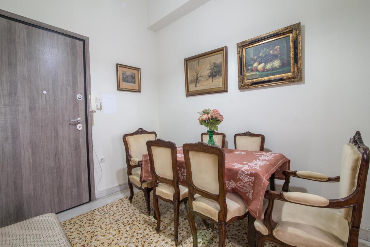 Koukaki Traditional Apartment เอเธนส์ ภายนอก รูปภาพ