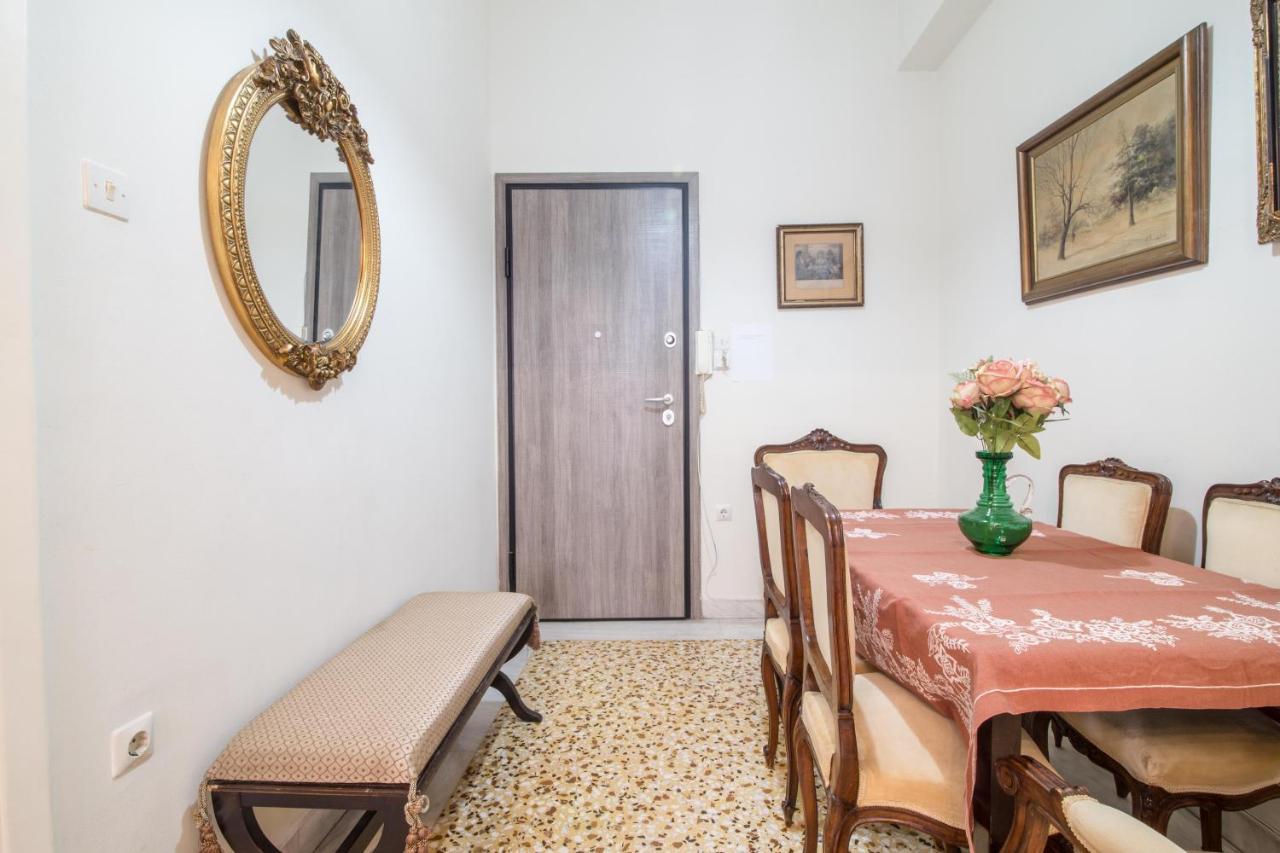 Koukaki Traditional Apartment เอเธนส์ ภายนอก รูปภาพ